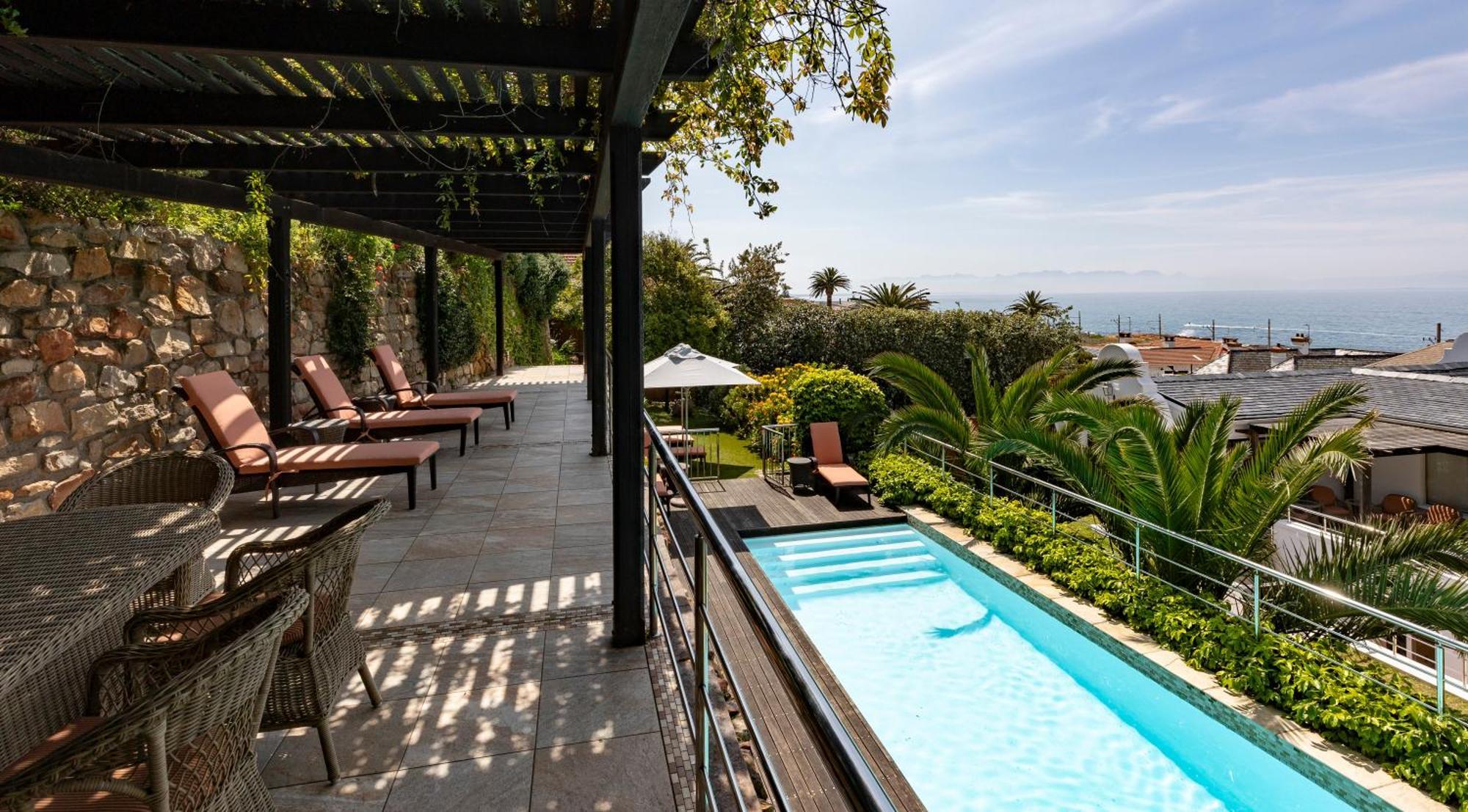 St James Guest Houses Kalk Bay Eksteriør bilde